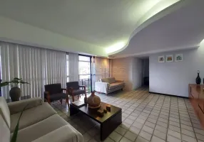 Foto 1 de Apartamento com 4 Quartos à venda, 155m² em Boa Viagem, Recife