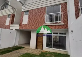 Foto 1 de Sobrado com 3 Quartos à venda, 132m² em Uberaba, Curitiba