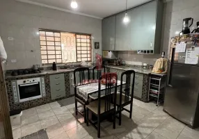 Foto 1 de Casa com 3 Quartos à venda, 198m² em Santa Terezinha, Piracicaba