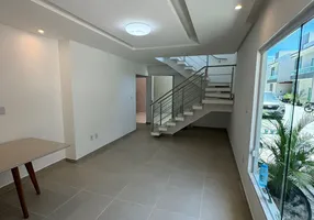 Foto 1 de Casa com 3 Quartos para alugar, 140m² em Buraquinho, Lauro de Freitas