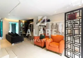 Foto 1 de Casa com 3 Quartos para alugar, 147m² em Vila Olímpia, São Paulo