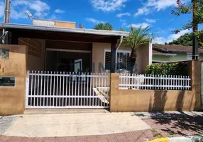 Foto 1 de Casa com 2 Quartos à venda, 58m² em Santo Antonio, Jaraguá do Sul