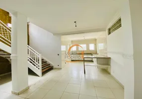 Foto 1 de Casa com 2 Quartos para alugar, 106m² em Centro, Atibaia