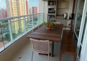 Foto 1 de Apartamento com 3 Quartos à venda, 162m² em Guararapes, Fortaleza