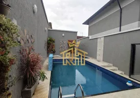 Foto 1 de Casa de Condomínio com 2 Quartos à venda, 55m² em Maracanã, Praia Grande