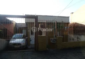 Foto 1 de Casa com 3 Quartos à venda, 200m² em Teresópolis, Porto Alegre