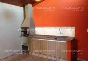 Foto 1 de Casa com 2 Quartos à venda, 170m² em Vila Tibério, Ribeirão Preto