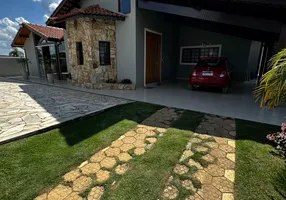 Foto 1 de Casa de Condomínio com 2 Quartos à venda, 300m² em Curral, Ibiúna