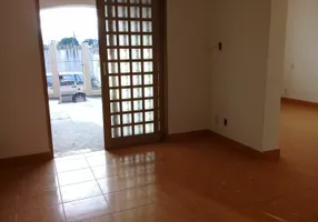 Foto 1 de Casa com 3 Quartos à venda, 180m² em Chácara São Silvestre, Taubaté