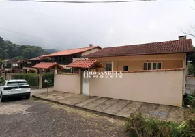 Foto 1 de Casa de Condomínio com 3 Quartos à venda, 144m² em Granja Comary, Teresópolis