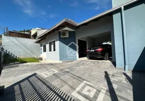 Foto 1 de Casa com 2 Quartos à venda, 151m² em Amizade, Jaraguá do Sul