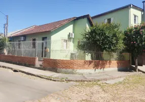 Foto 1 de Casa com 4 Quartos à venda, 87m² em Jardim Carvalho, Porto Alegre