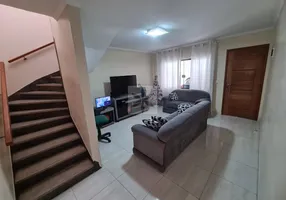 Foto 1 de Casa com 2 Quartos à venda, 85m² em Vila Sacadura Cabral, Santo André