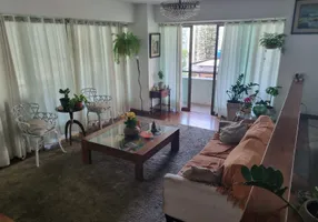 Foto 1 de Apartamento com 3 Quartos para alugar, 198m² em Aclimação, São Paulo