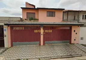 Foto 1 de Sobrado com 5 Quartos para alugar, 255m² em Vila Adelino, Suzano