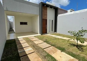 Foto 1 de Casa com 3 Quartos à venda, 105m² em Santa Mônica, Feira de Santana
