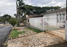 Foto 1 de Casa com 3 Quartos à venda, 200m² em Jardim da Glória, Maringá