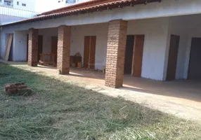 Foto 1 de Casa com 2 Quartos à venda, 207m² em Vila Nossa Senhora do Carmo, Araraquara