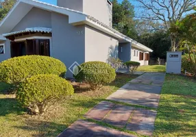Foto 1 de Casa de Condomínio com 4 Quartos à venda, 270m² em Altos da Alegria, Guaíba