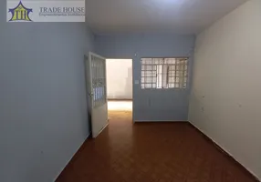 Foto 1 de Casa com 2 Quartos para alugar, 40m² em Vila Brasilina, São Paulo