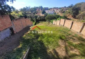 Foto 1 de Lote/Terreno à venda, 880m² em Novo Retiro, Esmeraldas