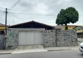 Foto 1 de Imóvel Comercial com 3 Quartos à venda, 225m² em Montese, Fortaleza