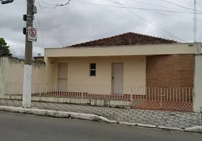 Foto 1 de Casa com 2 Quartos à venda, 130m² em Jardim Amália, Caçapava