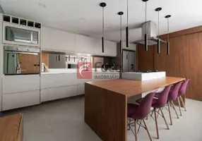 Foto 1 de Apartamento com 2 Quartos à venda, 93m² em Humaitá, Rio de Janeiro