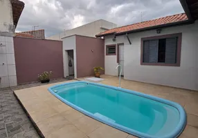 Foto 1 de Casa com 4 Quartos à venda, 215m² em Vila Nunes, Lorena