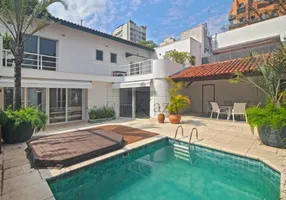 Foto 1 de Sobrado com 3 Quartos para alugar, 370m² em Vila Nova Conceição, São Paulo