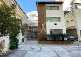 Foto 1 de Casa com 3 Quartos à venda, 400m² em Copacabana, Rio de Janeiro