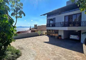 Foto 1 de Casa com 4 Quartos à venda, 500m² em Centro, Florianópolis