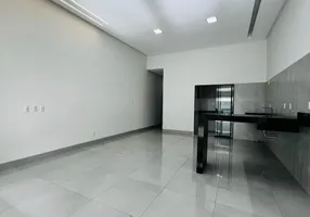 Foto 1 de Casa com 3 Quartos à venda, 134m² em Jardim Presidente, Goiânia