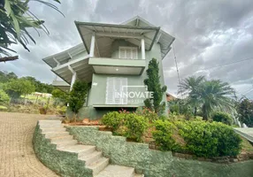 Foto 1 de Casa com 4 Quartos à venda, 280m² em Floresta, Estância Velha