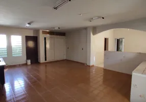 Foto 1 de Casa com 3 Quartos à venda, 220m² em Vila Mendonça, Araçatuba