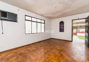 Foto 1 de Casa com 3 Quartos à venda, 240m² em Nonoai, Porto Alegre