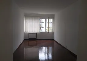 Foto 1 de Apartamento com 3 Quartos para alugar, 110m² em Tijuca, Rio de Janeiro
