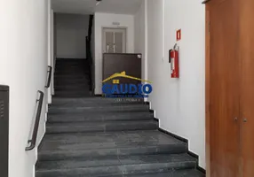 Foto 1 de Sala Comercial para alugar, 27m² em Vila Santa Luzia, Taboão da Serra