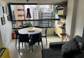 Foto 1 de Apartamento com 3 Quartos à venda, 130m² em Ponta Verde, Maceió