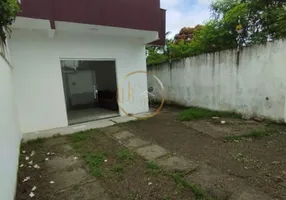 Foto 1 de Casa com 2 Quartos à venda, 70m² em Cambolo, Porto Seguro