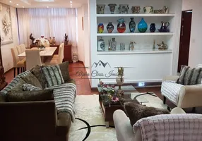 Foto 1 de Casa de Condomínio com 6 Quartos para venda ou aluguel, 558m² em Alphaville, Santana de Parnaíba