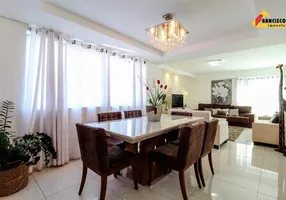 Foto 1 de Apartamento com 4 Quartos à venda, 148m² em Centro, Divinópolis