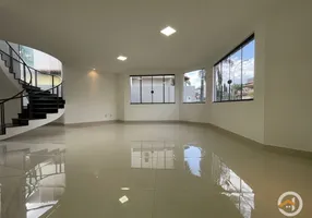 Foto 1 de Sobrado com 4 Quartos à venda, 342m² em Residencial Granville, Goiânia