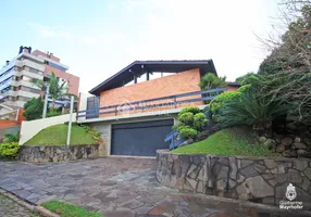 Foto 1 de Casa com 4 Quartos à venda, 400m² em Jardim Lindóia, Porto Alegre