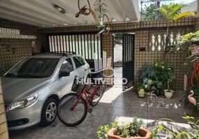 Foto 1 de Casa com 3 Quartos à venda, 105m² em Marapé, Santos