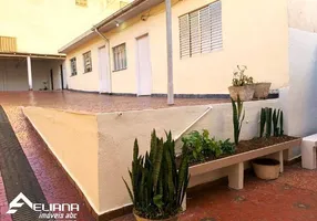 Foto 1 de Casa com 2 Quartos para venda ou aluguel, 220m² em Santa Maria, São Caetano do Sul
