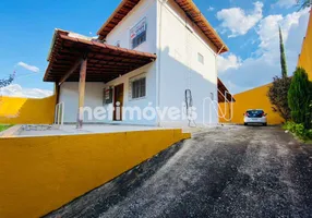 Foto 1 de Casa com 3 Quartos à venda, 210m² em Ribeiro de Abreu, Belo Horizonte