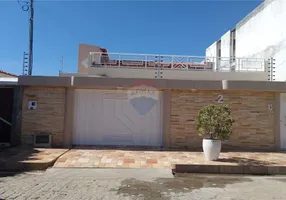 Foto 1 de Casa com 5 Quartos à venda, 150m² em Santo Antonio, Juazeiro