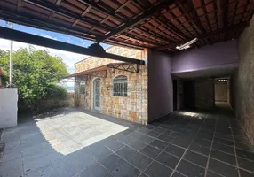 Foto 1 de Casa com 3 Quartos para alugar, 121m² em Frimisa, Santa Luzia