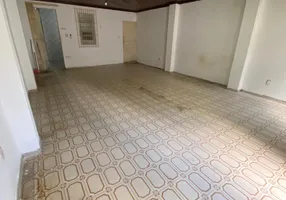 Foto 1 de Casa com 2 Quartos à venda, 330m² em Umarizal, Belém